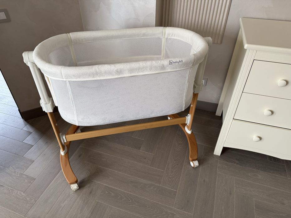 Продам дитяче ліжечко Amila приставна кроватка