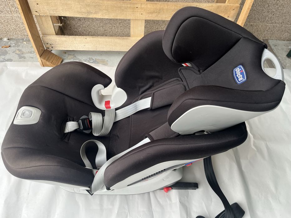 Cadeira auto group 1 go one isofix CHICCO