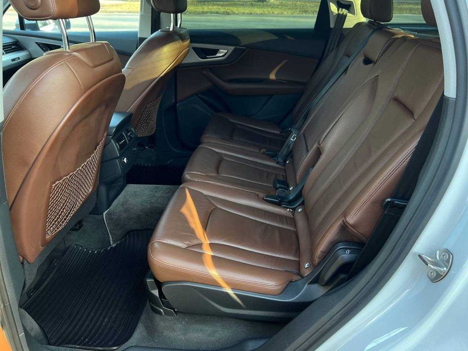 Audi Q7 2017 Офiцiал