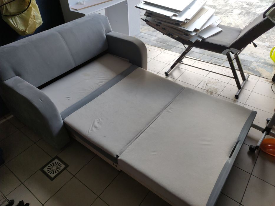 Sofa Kanapa  2 osobowa z funkcją spania