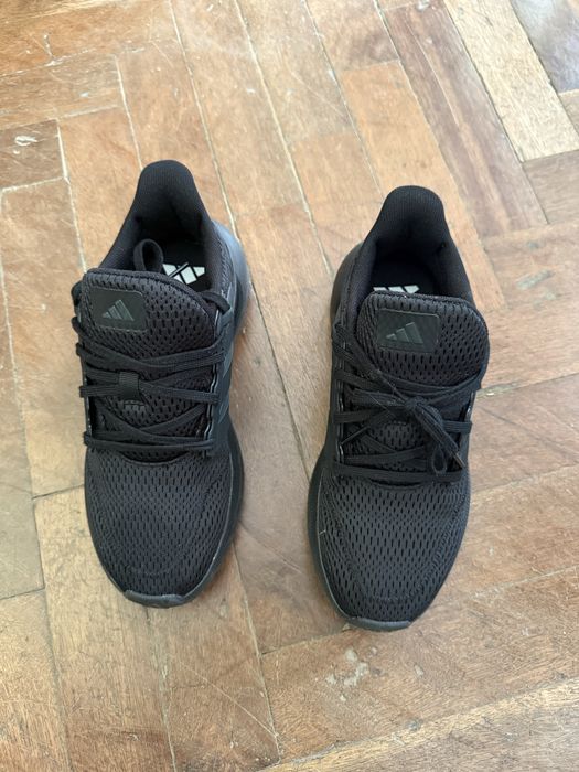 кросовки adidas на літо