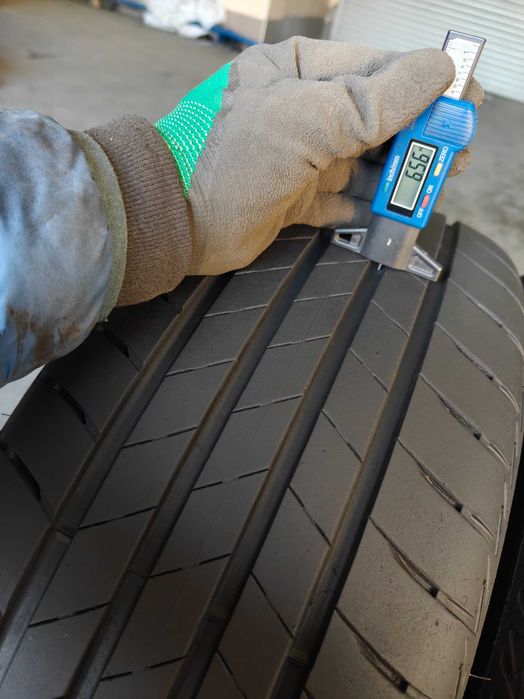 R18 235/55 100V шини літні Bridgestone Turanza кінець 24р Італія