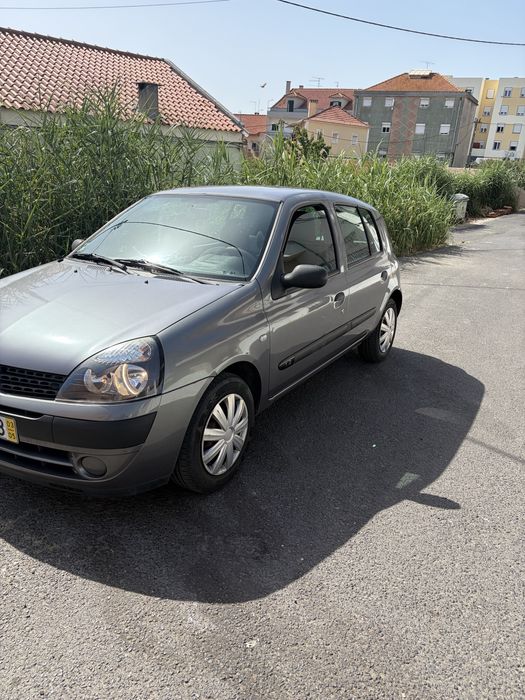 Renault clio 2003