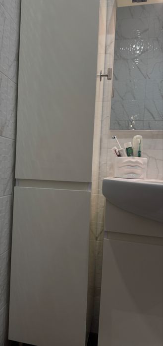 Дзеркало з підсвіткою, тумба мебель у ванну раковина шкафчик