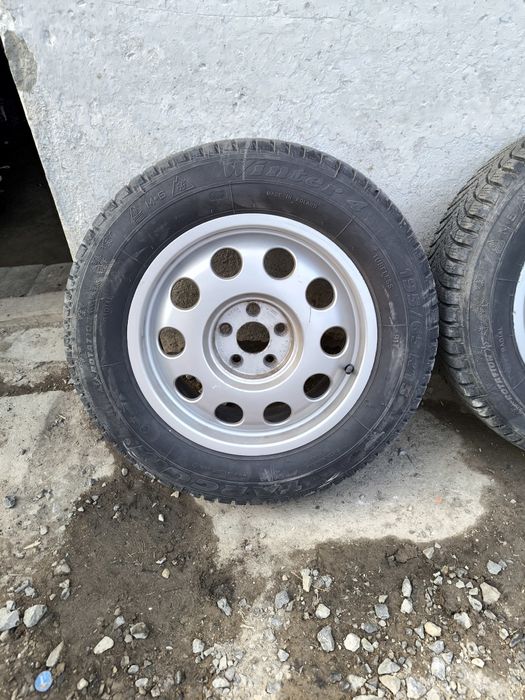 Sprzedam koła zimowe r 15