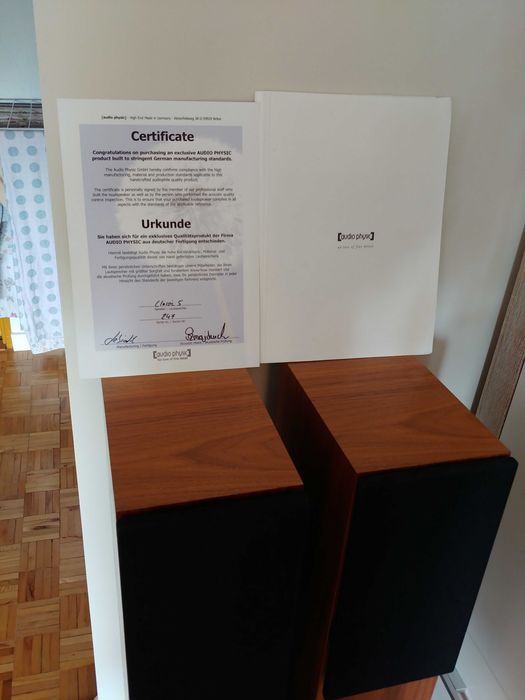 Kolumny podłogowe Audio Physic Classic 5 z certyfikatem kontroli jakości. Parowane.