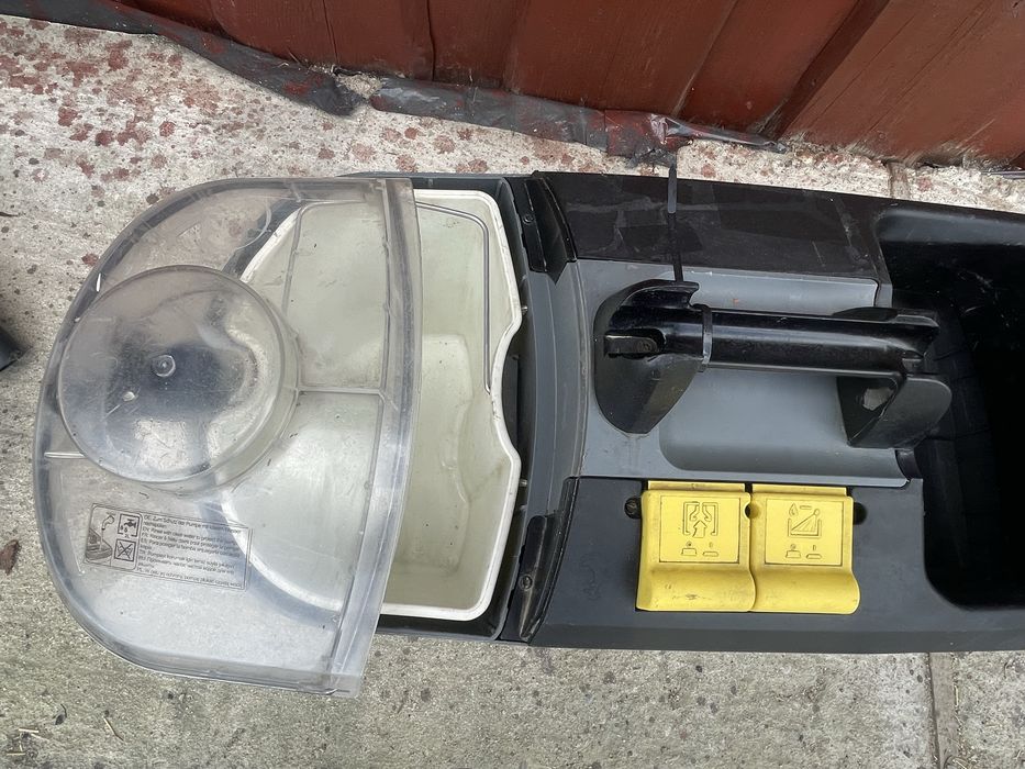 Odkurzacz piorący Kärcher Puzzi 10/1 Professional