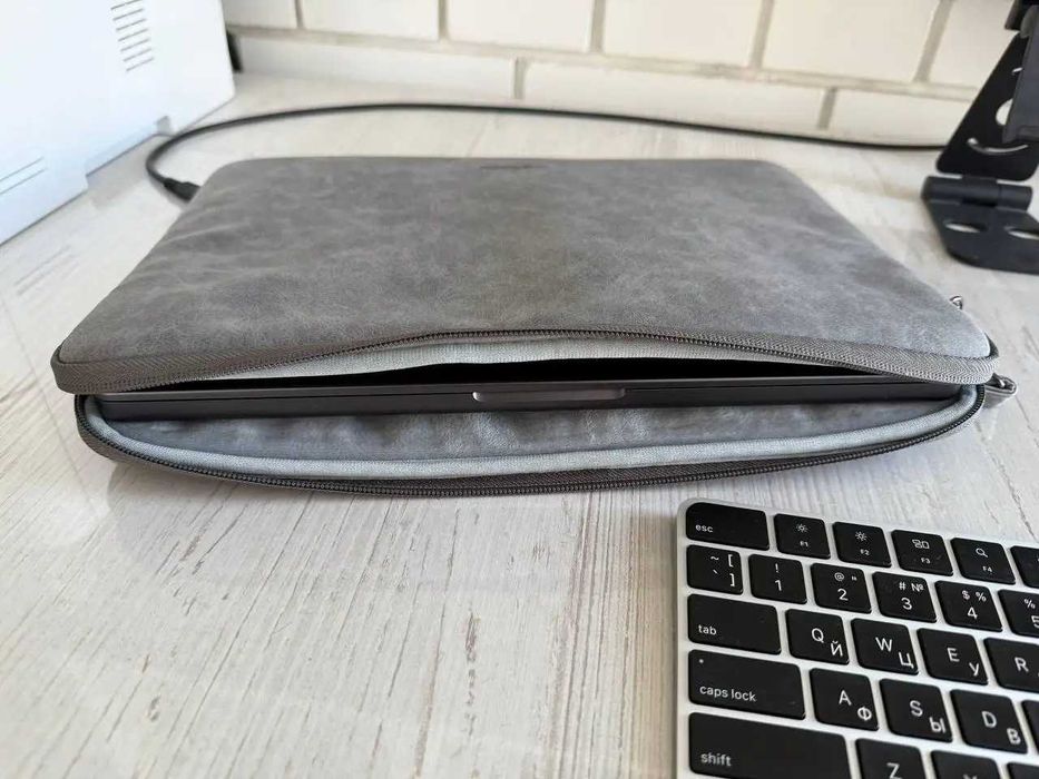 Ноутбук ASUS Zenbook 14 R7-4700U MX350 16GB RAM 500GB SSD