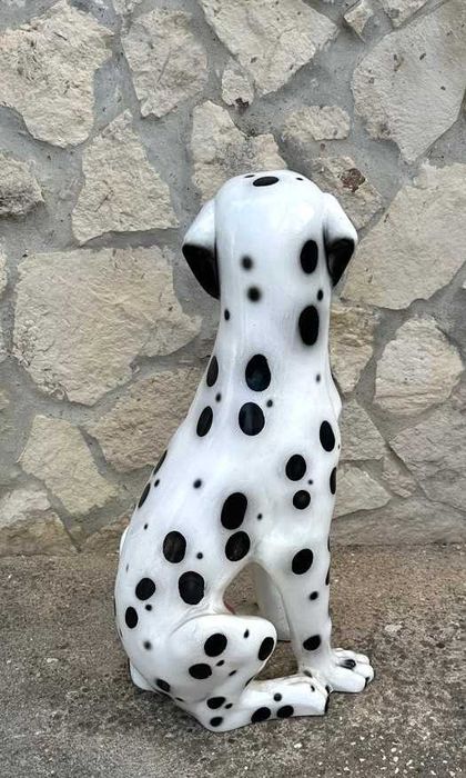 cão de louça dálmata em faiança de alcobaça
