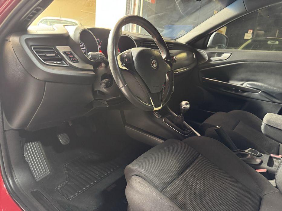 Alfa Romeo Giulietta Veloce  Jtdm - 190 Milkm - Nacional