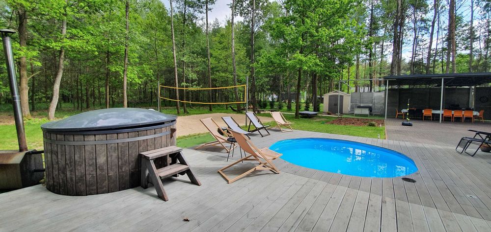 Dom w lesie na imprezy kawalerskie basen sauna 40 min W-wa