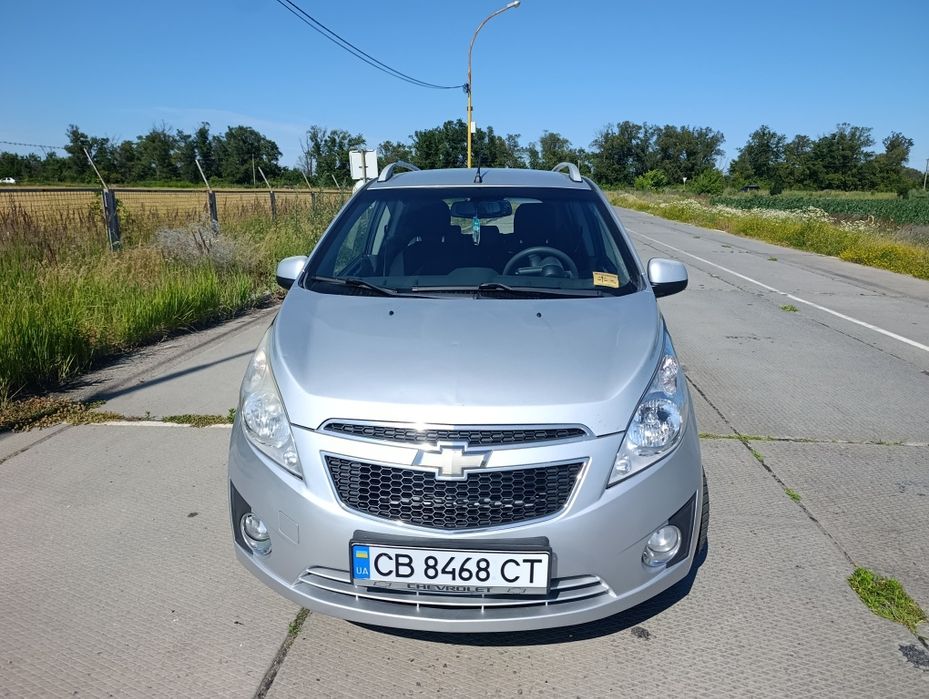 Продаж економна Chevrolet Spark 2010 1.0 на газу