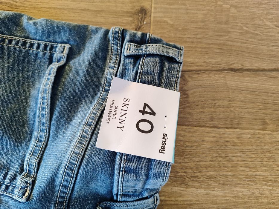 Nowe z metką dżinsy jeansy skinny wysoki stanSinsay r. 40