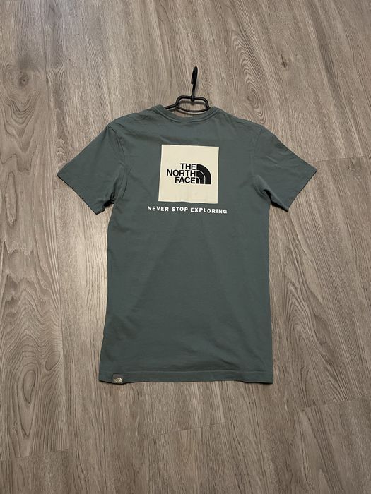 Футболка The North Face