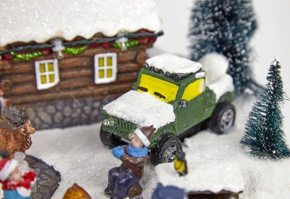 Новорічна музична інсталяція "Мисливський будиночок"