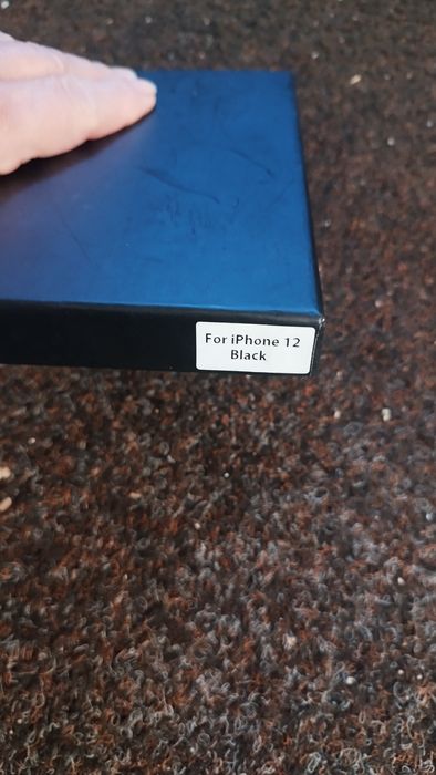 Etui ,futerał na tel iPhone 12