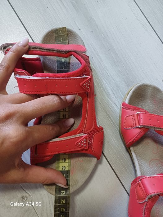 Тапочки шльопанці босоножки босоніжки сандалі