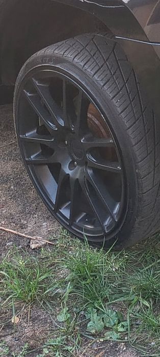 FELGI ALU 20" + OPONY 245/35 R20 Jeep, Chrysler i Dodge