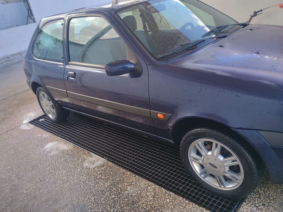 Ford- Fiesta gasolina — photo 4