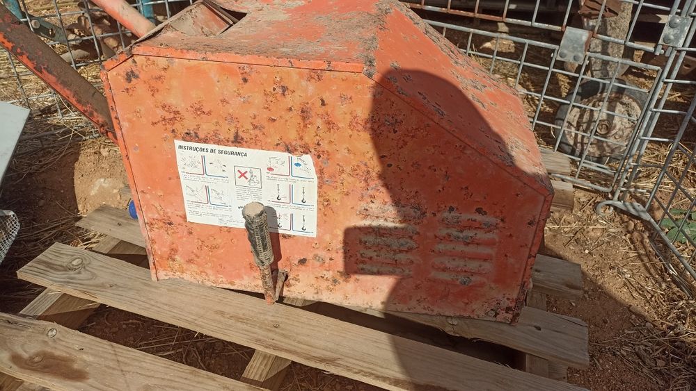 Construction Crane64564316769410123