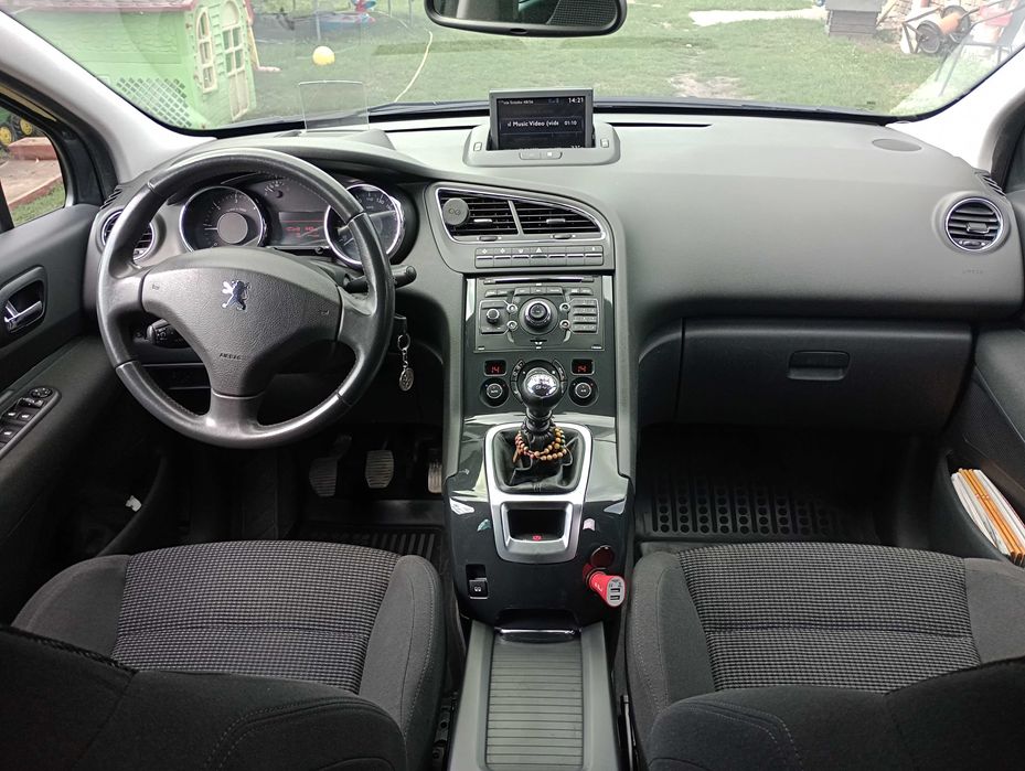 Peugeot 5008 Family 7-osób