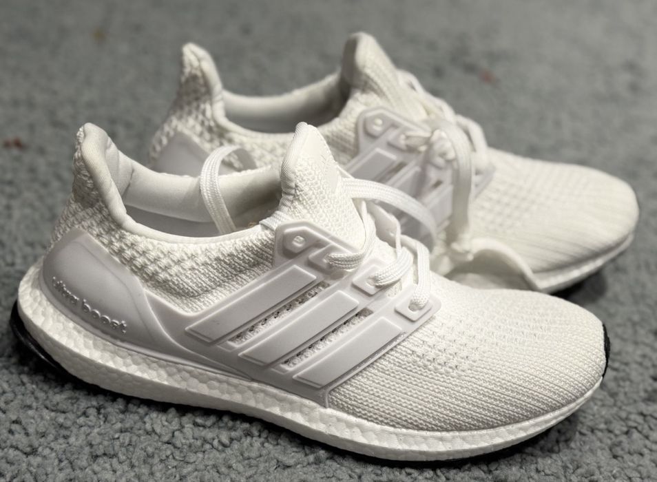 Buty Adidas boost nowe biale 42