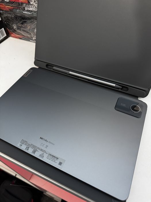 Tablet LENOVO “pouco usado”