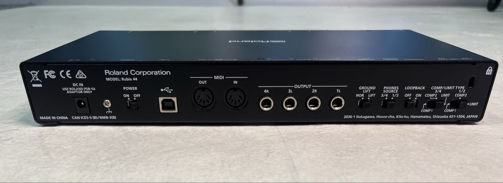 Interface Roland Rubix44