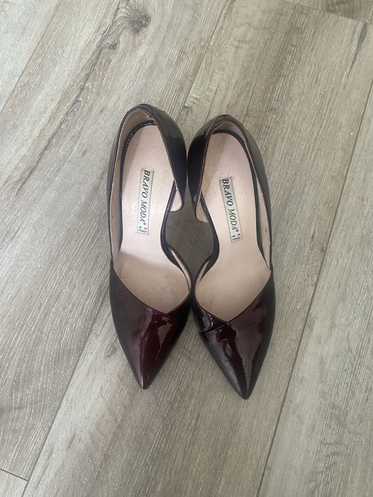 Туфлі шкіра класичні лакові bravo moda