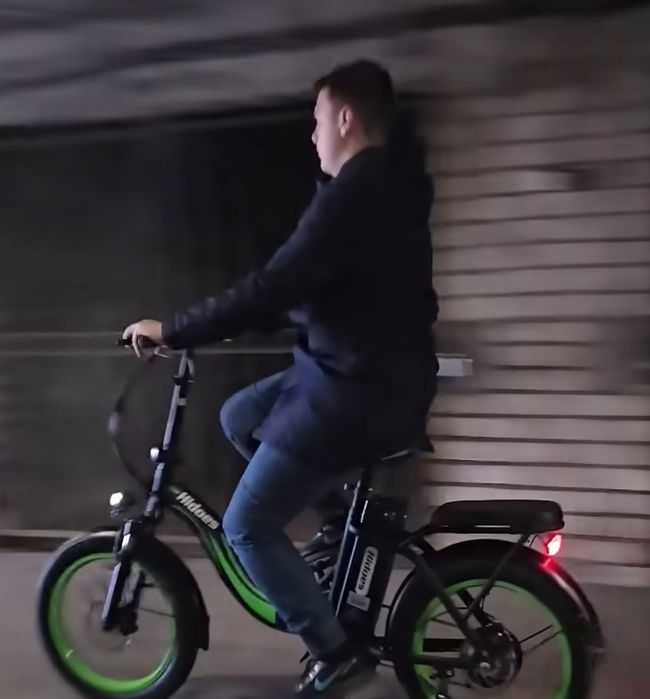Bicicleta elétrica dobrável Hidoes C1 750W
