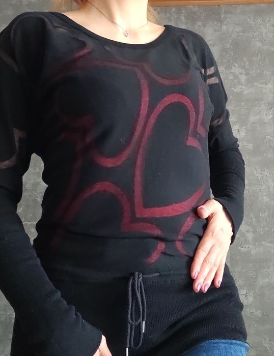 Sweter D.E.P.T serca