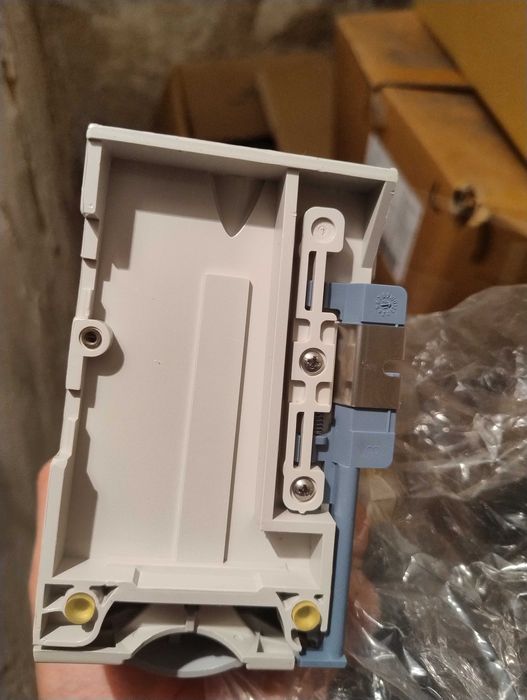 Інфузійні помпи Alaris  Pump model 8100