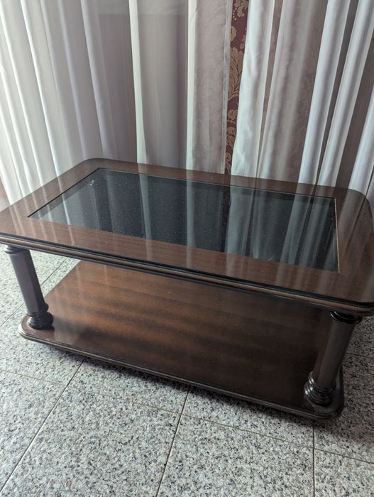 Mesa de centro de madeira