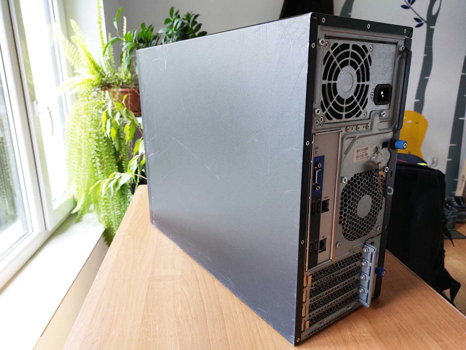 Serwer HPE ProLiant ML30 G9 E3-1220 V5 8 GB RAM