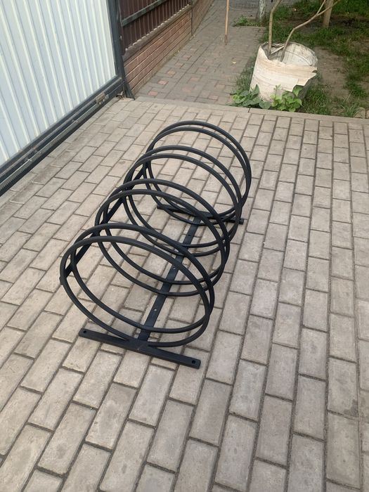 Велопарковка , велостоянка