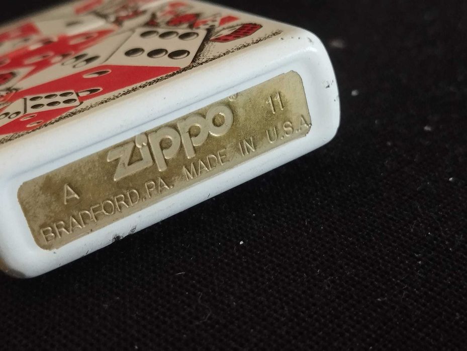 Isqueiro Zippo Rolling Dice 28031
