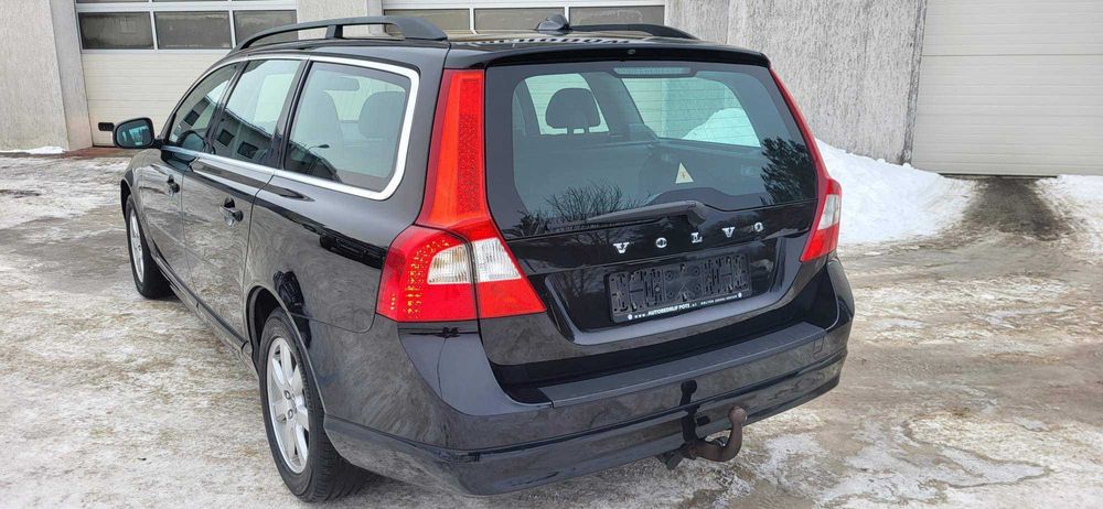 Volvo V70 2.0 d3 5 cylindrowy 2010 model 2011