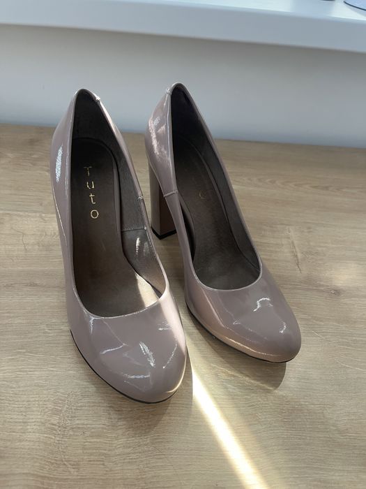 Туфлі жіночі лакові