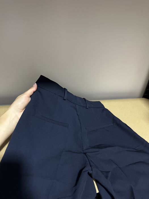 Продам костюм Mango