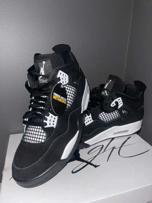 Jordan 4 Retro White Thunder R.41
