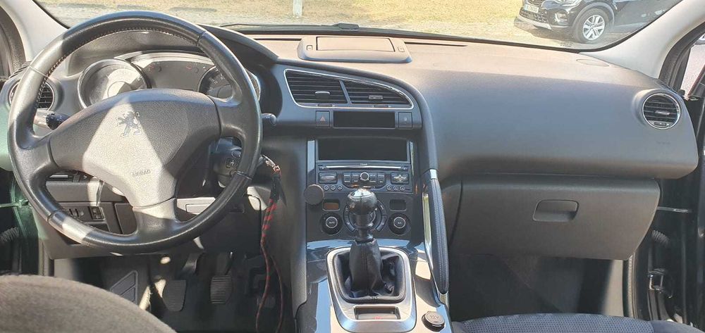Peugeot 3008 - Modelo 2013