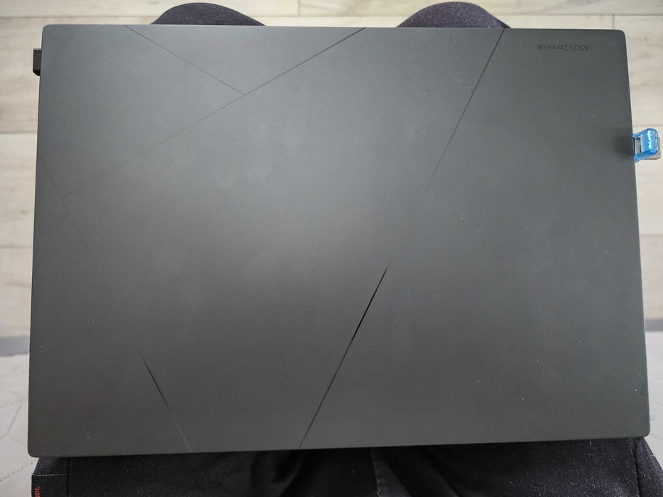 ASUS ZenBook 14X 14.5" OLED  2880х1800 120Hz Q420V i5-13500H 8/512GB