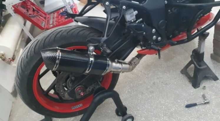 Wydech Sportowy Tłumik Uniwersalny LONG 47CM Długi Carbon Akrapovic DB