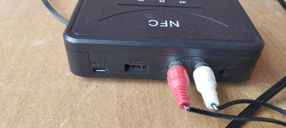 Bluetooth AUX ресивер з NFC / Бездротовий аудіоадаптер для колонок та авто
