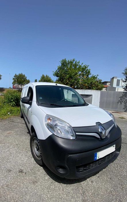 Kangoo MAXI 2021 - 3 lugares-IVA DEDUTIVÉL