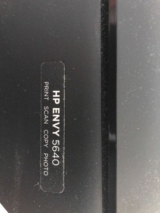 IMPRESSORA HP ENVY 5640 Em perfeito estado. Com a caixa.