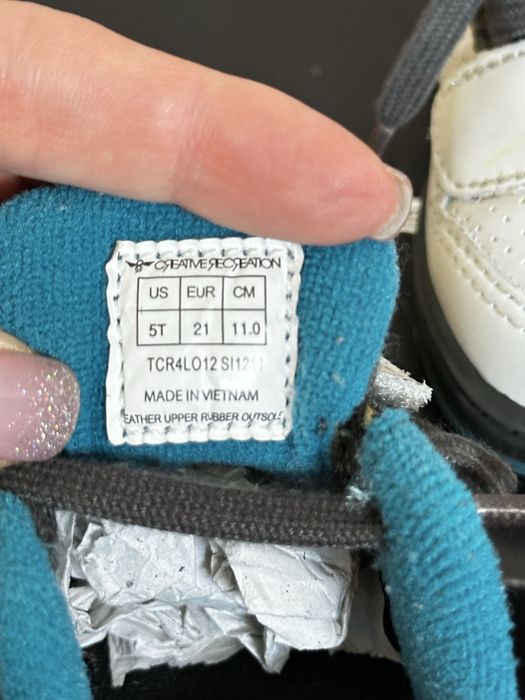 Стильні яскраві кроси , 21 розміру