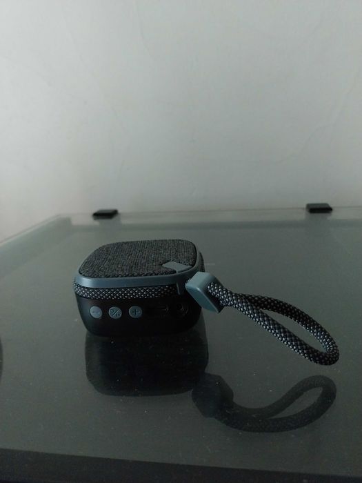 Coluna com ligação bluetooth