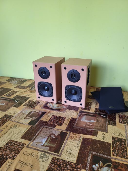 Продам блютуз колонки Gemix 2.0