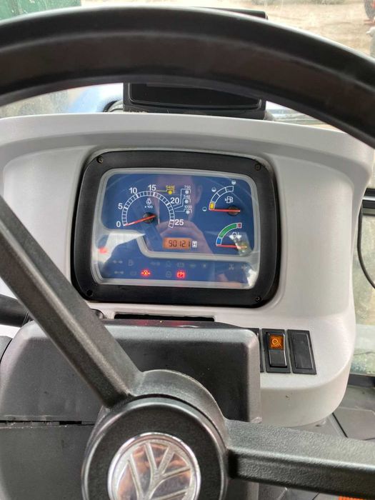 Продається трактор нюхолонд TD5.110